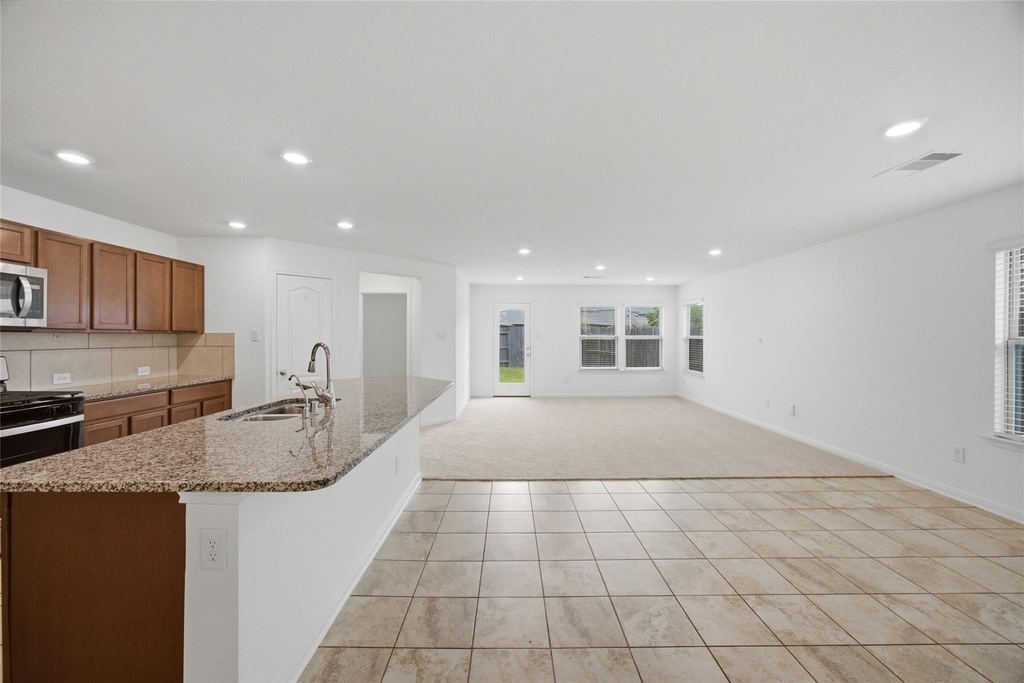 16511 Chill Brook Dr - Photo 10