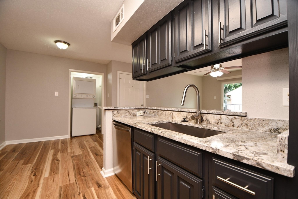 12955 Woodforest Boulevard - Photo 5