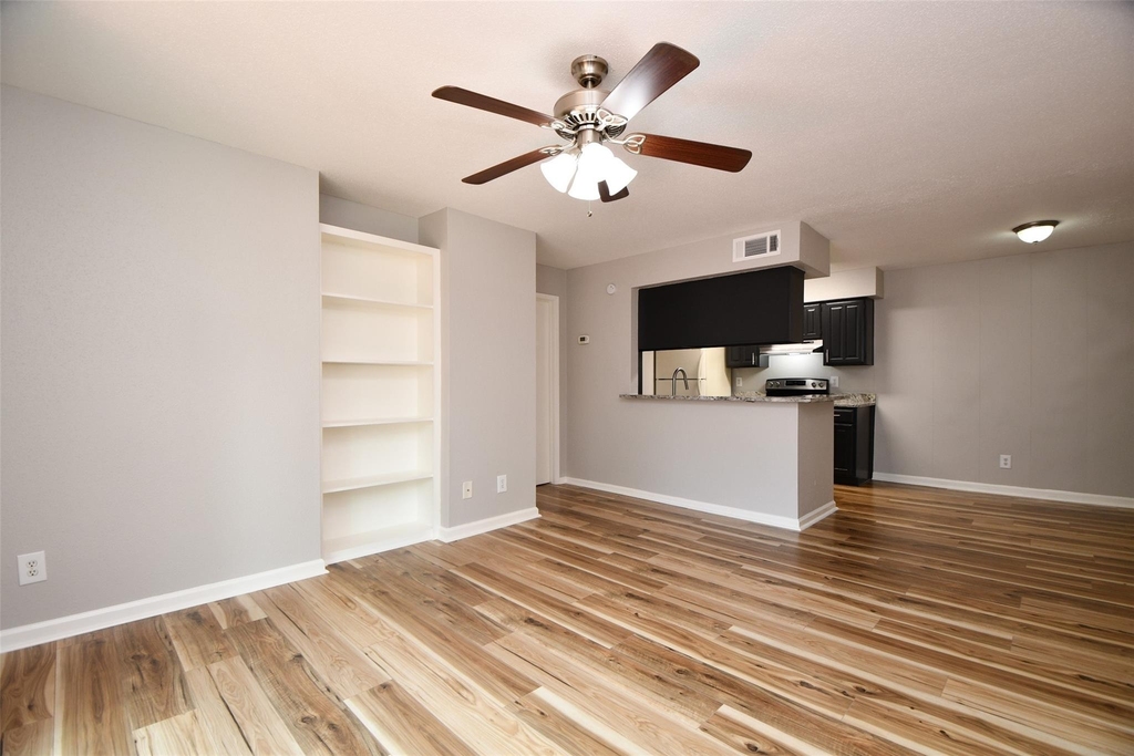 12955 Woodforest Boulevard - Photo 3