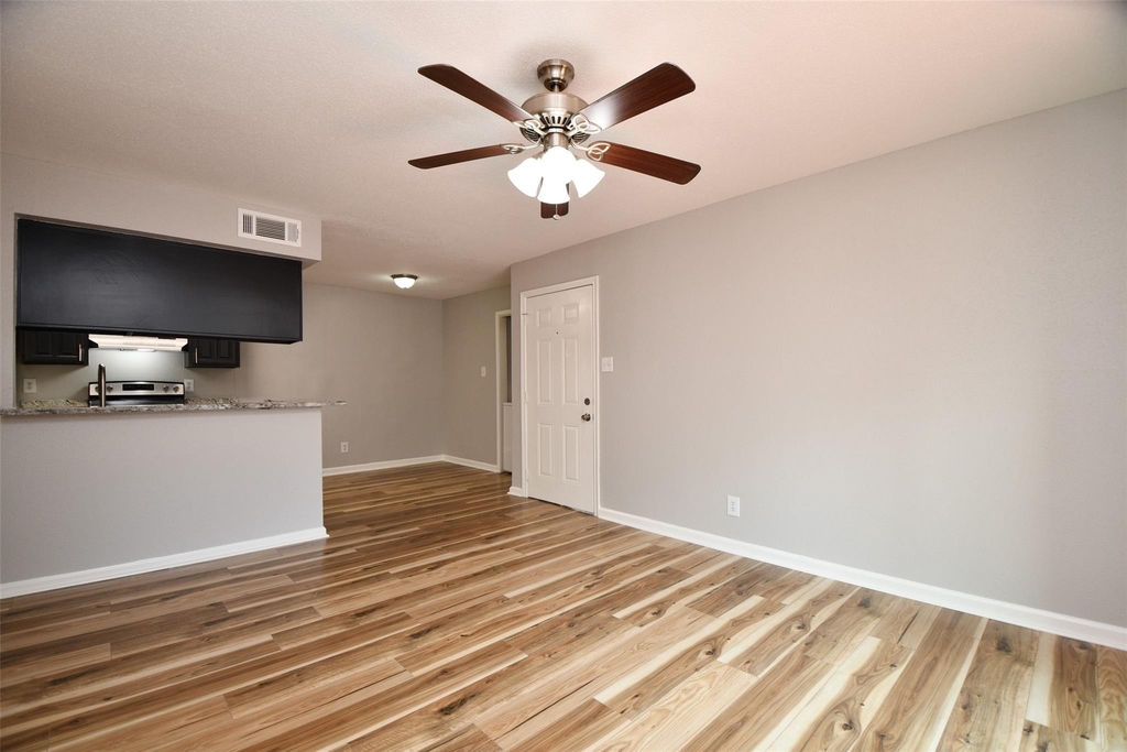 12955 Woodforest Boulevard - Photo 2