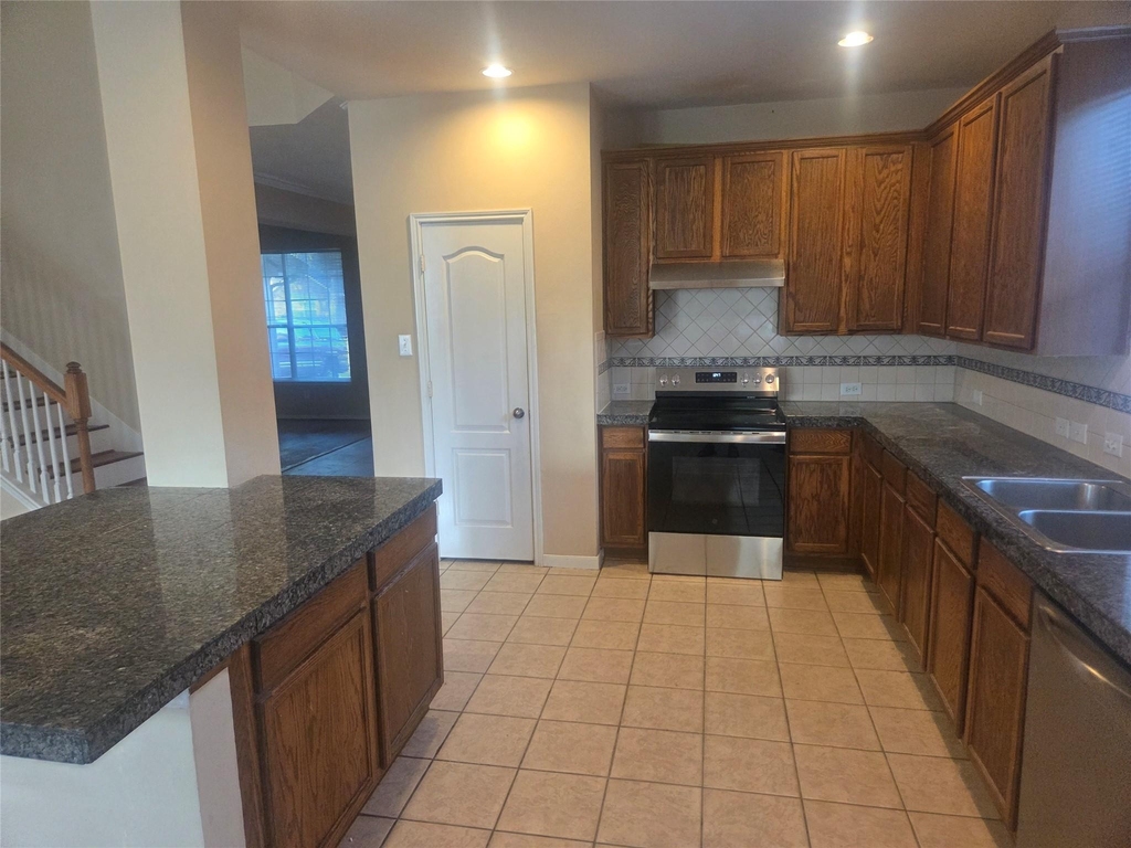18114 Cabin Green Court - Photo 4