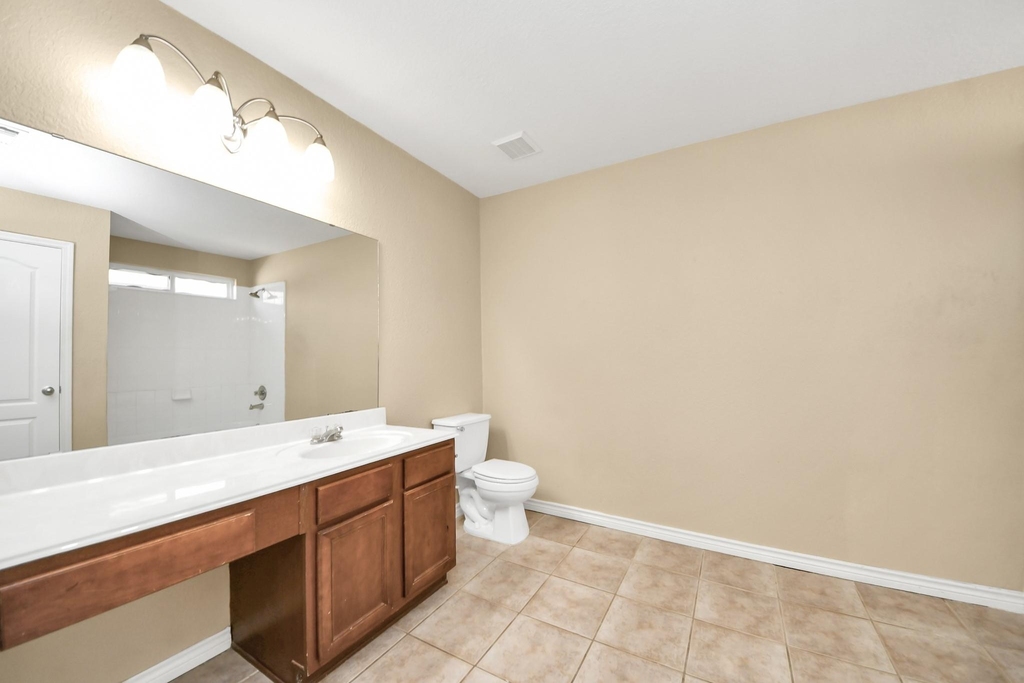 19702 Rippling Brook Lane - Photo 17