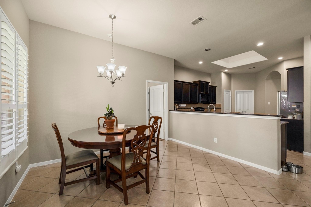 1046 Cedar Lake Court - Photo 15