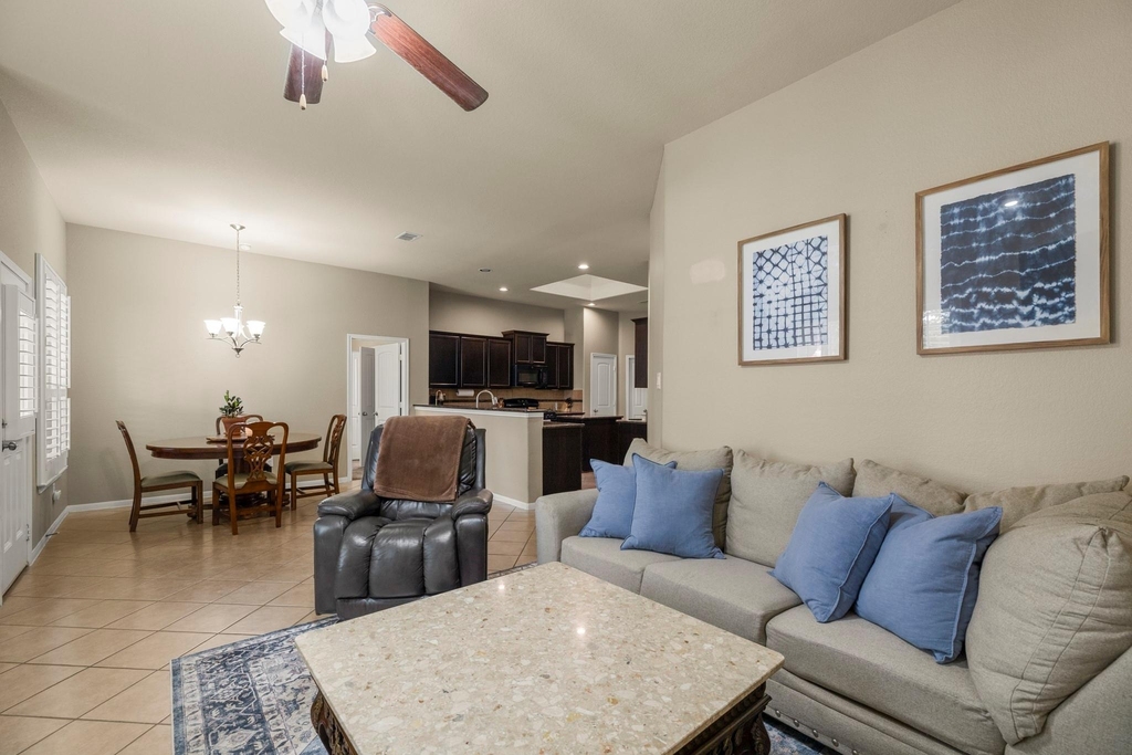 1046 Cedar Lake Court - Photo 11