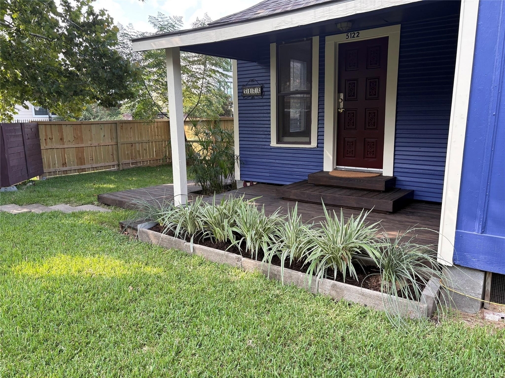 5122 Larkin Street - Photo 27