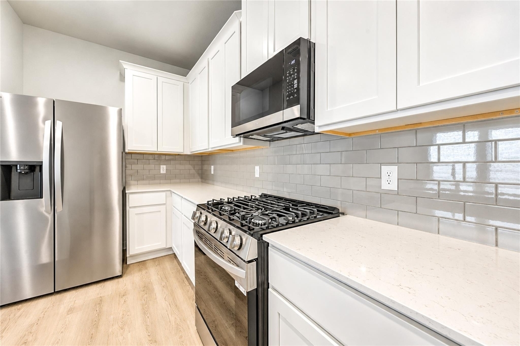 4011 Windy Whisper Drive - Photo 7