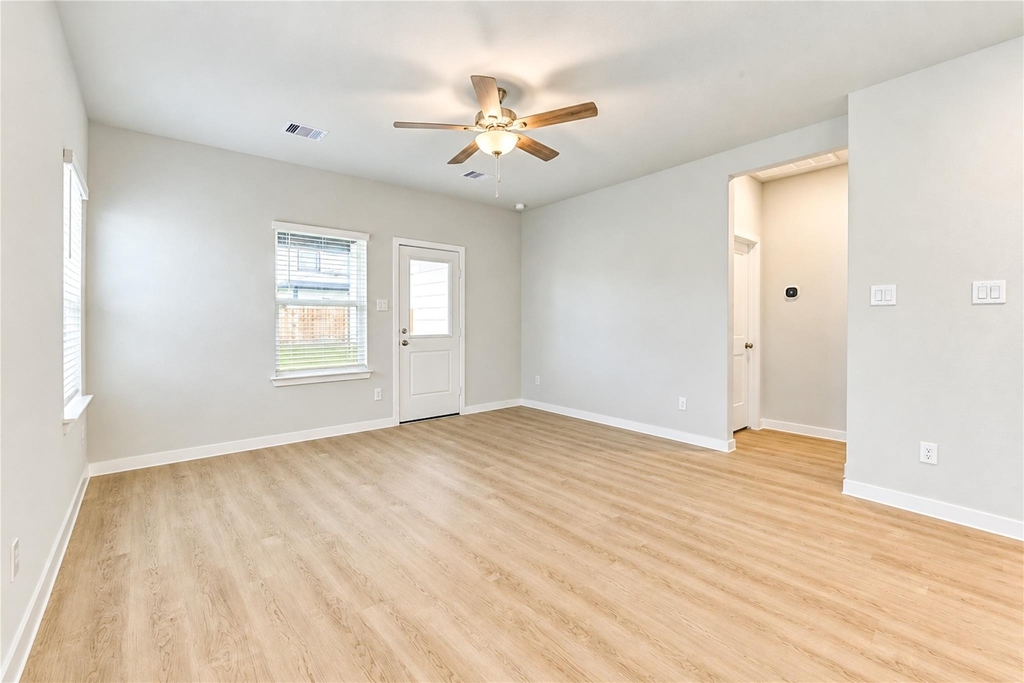 4011 Windy Whisper Drive - Photo 17