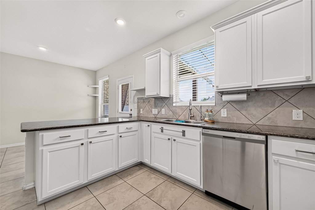 20223 Highfield Park Drive - Photo 13