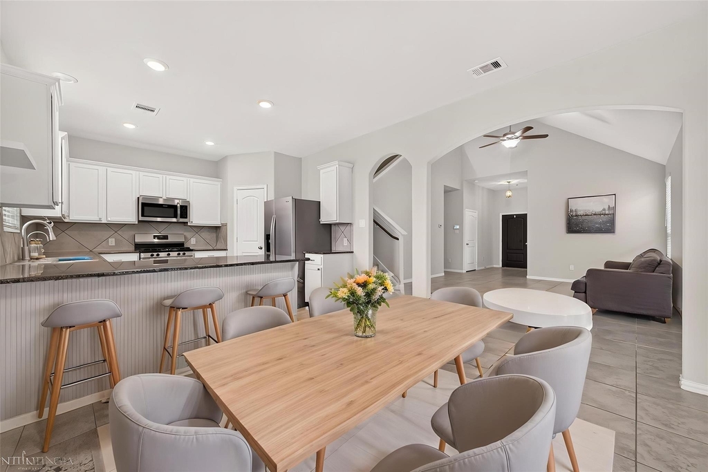 20223 Highfield Park Drive - Photo 8