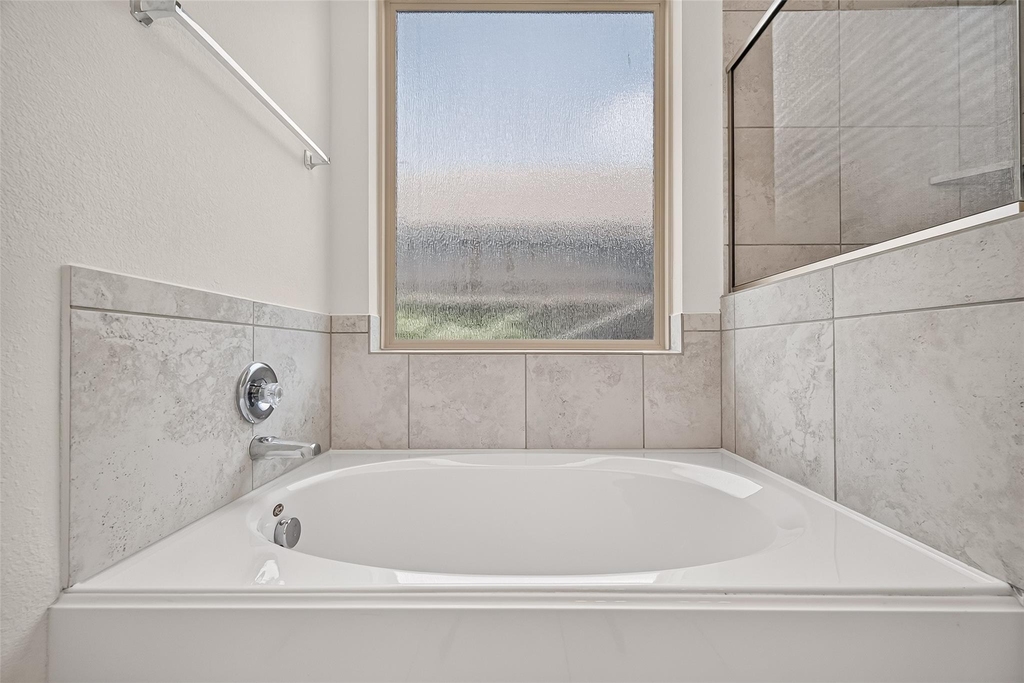 20223 Highfield Park Drive - Photo 35