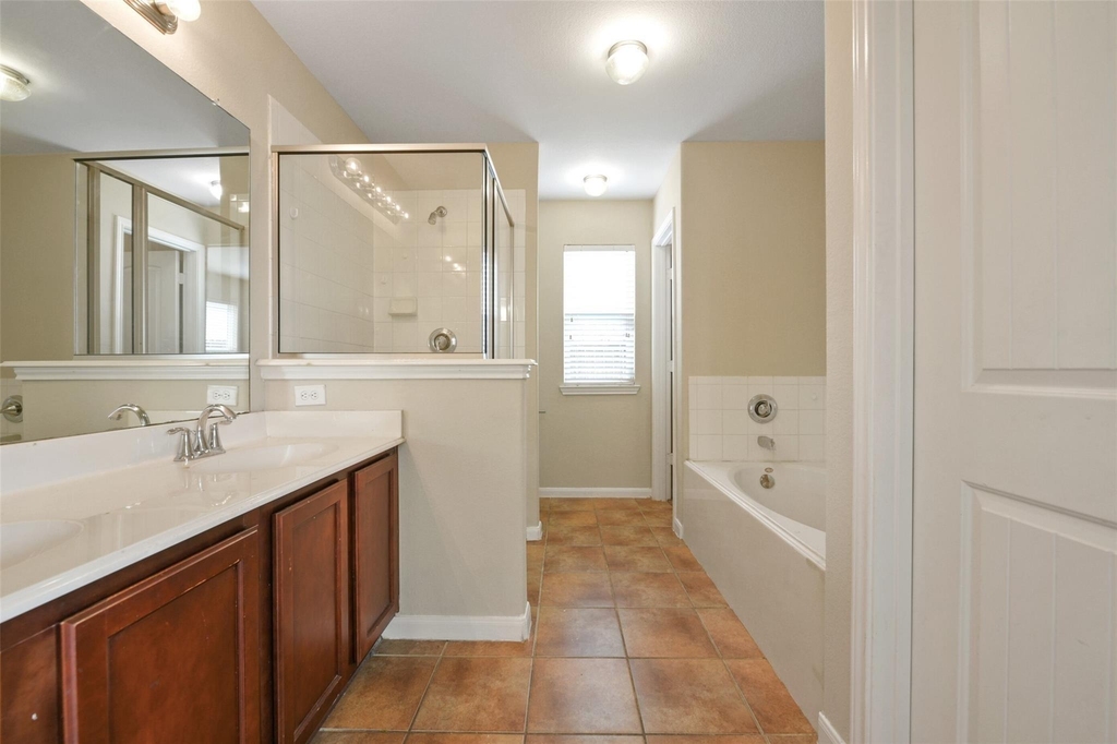 14902 Aberdeen Meadow Lane - Photo 12