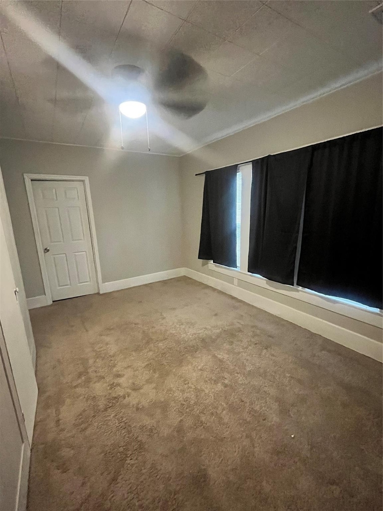 1401 Edison Street - Photo 5