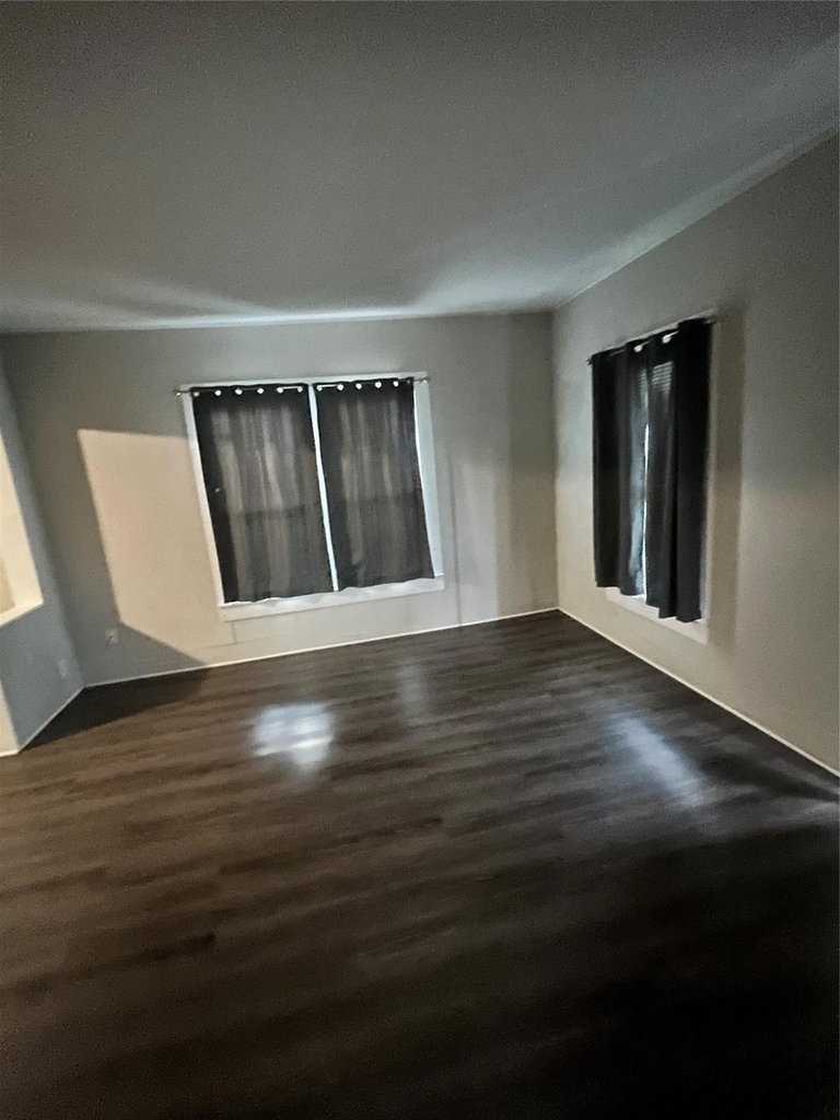 1401 Edison Street - Photo 1