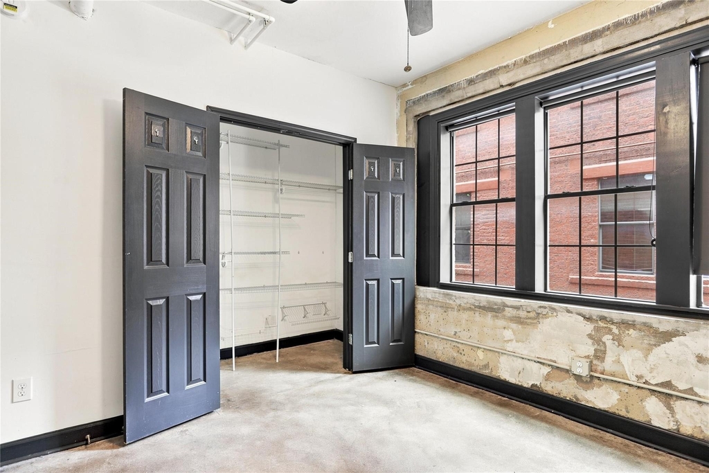 6827 Avenue C - Photo 7