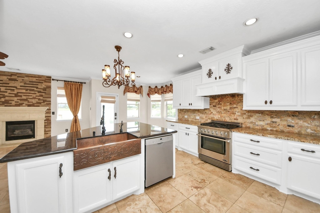 1805 Jasmine Hollow Lane - Photo 28