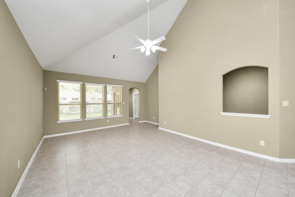 6418 Burgess Heights Lane - Photo 9