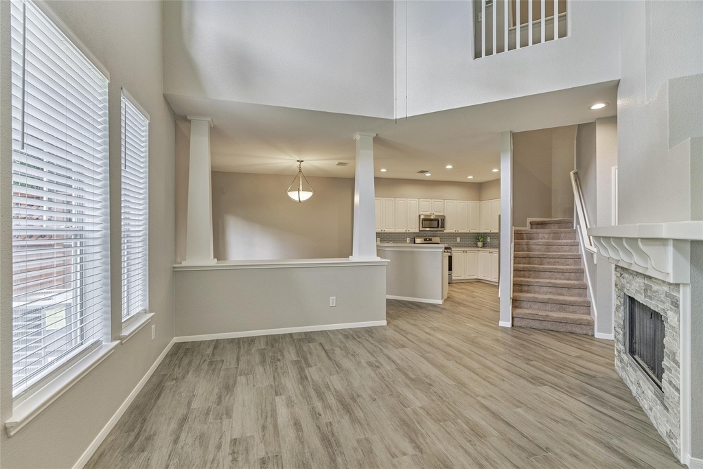 25 Scarlet Woods Court - Photo 6