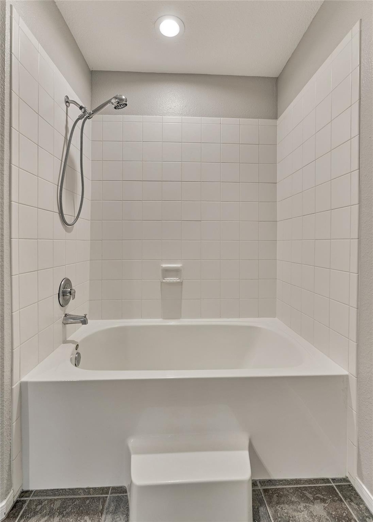 25 Scarlet Woods Court - Photo 28