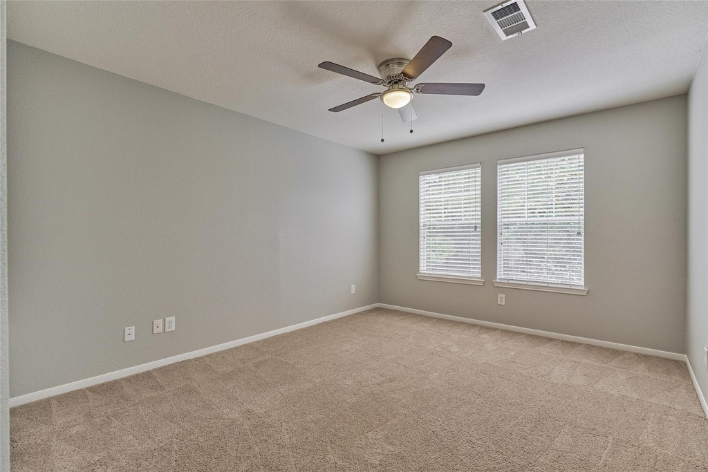 25 Scarlet Woods Court - Photo 31