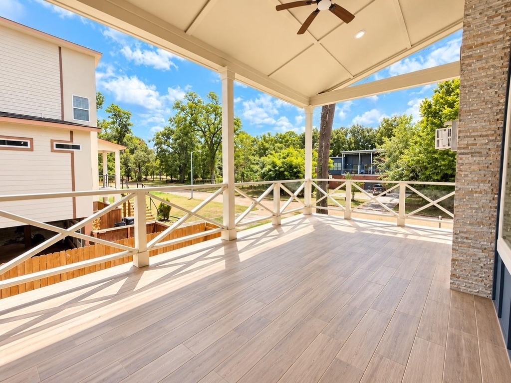 13523 Lakecrest Drive - Photo 11