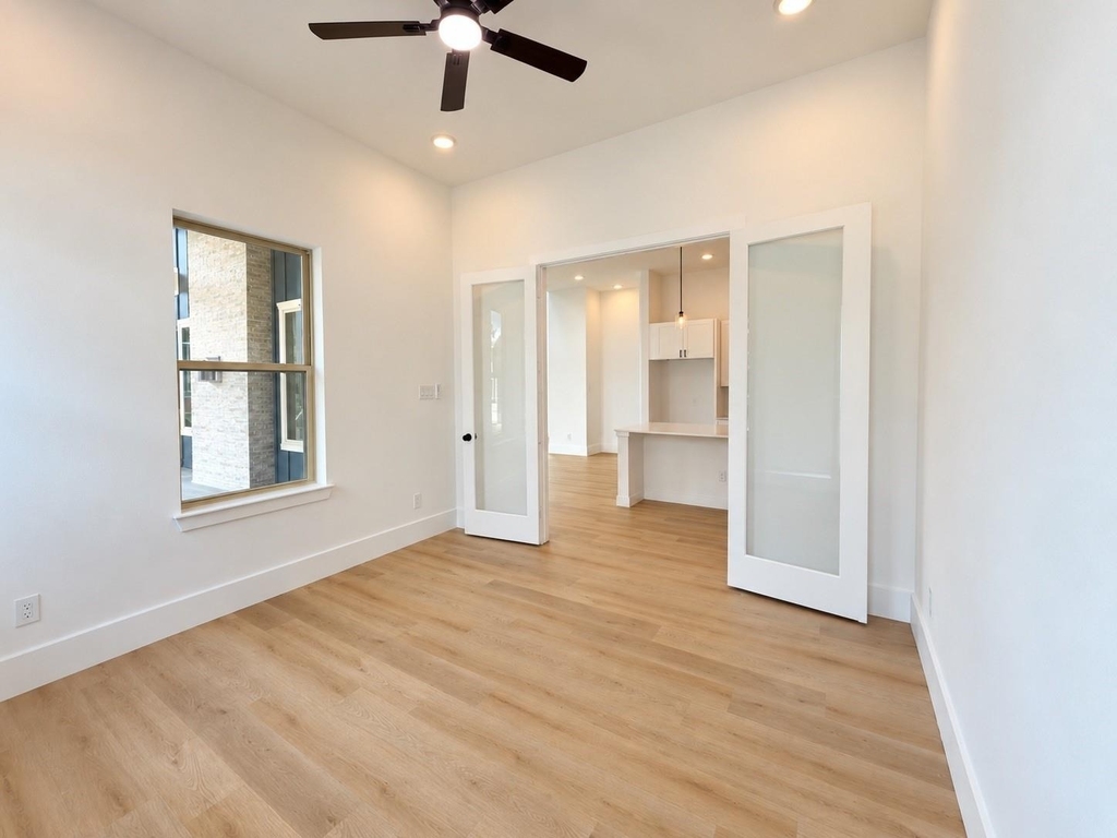 13523 Lakecrest Drive - Photo 9