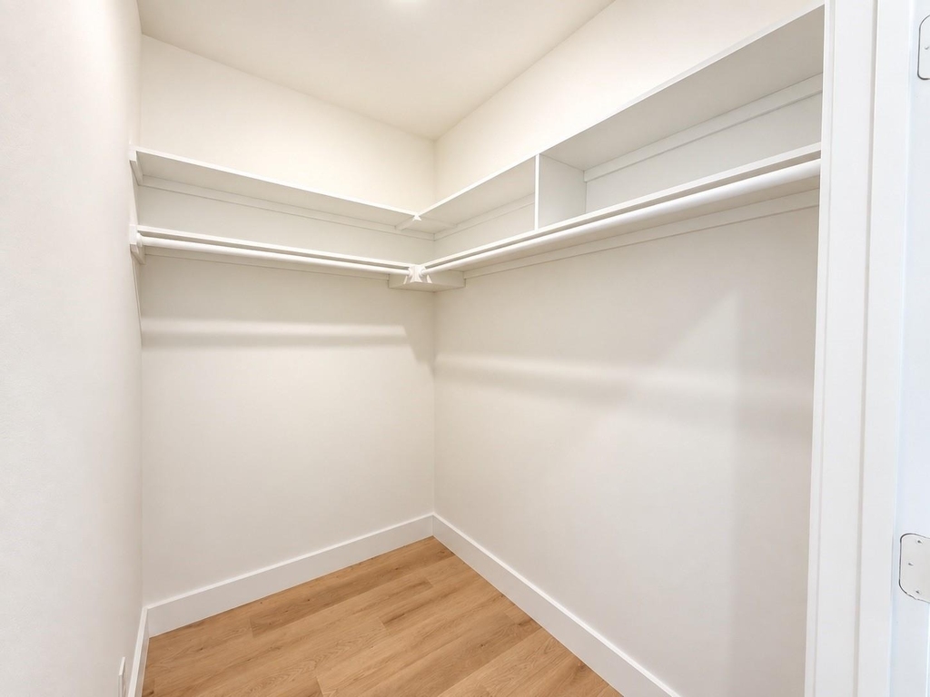 13523 Lakecrest Drive - Photo 23