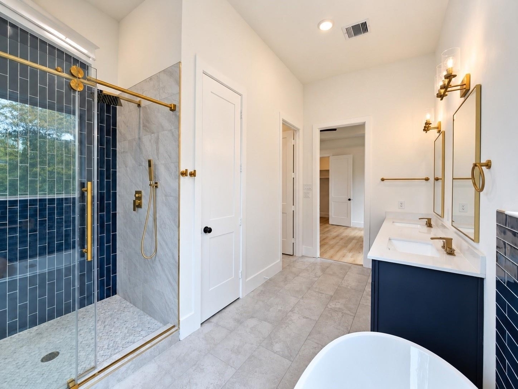 13523 Lakecrest Drive - Photo 18