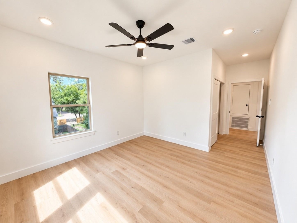 13523 Lakecrest Drive - Photo 25