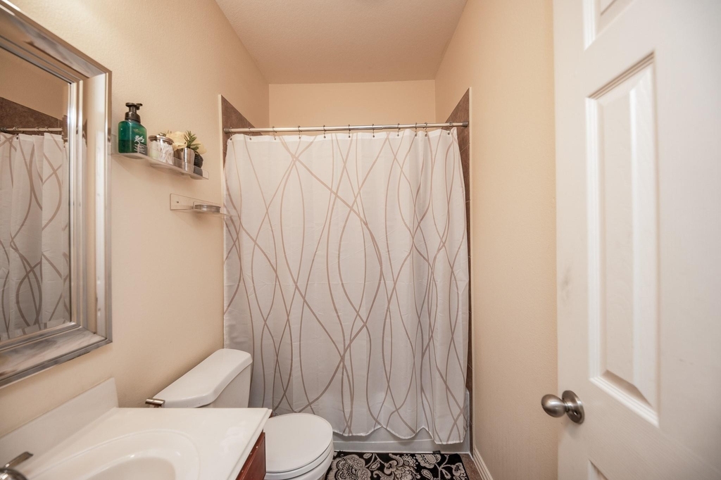 9034 Necklace Tree Lane - Photo 21