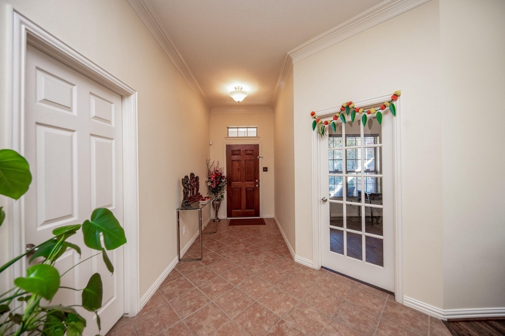 9034 Necklace Tree Lane - Photo 5