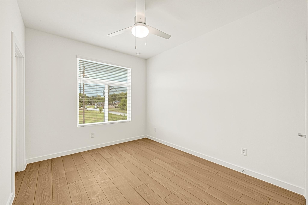 3227 Dennis Street - Photo 15