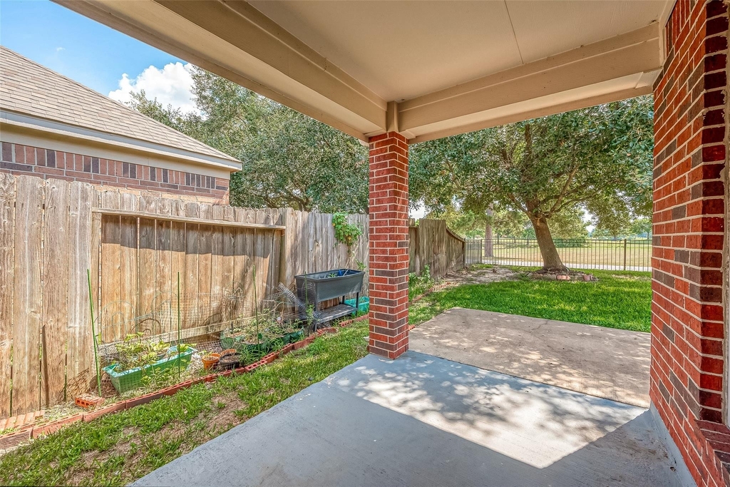 18635 Cypress Lake Village Drive - Photo 34
