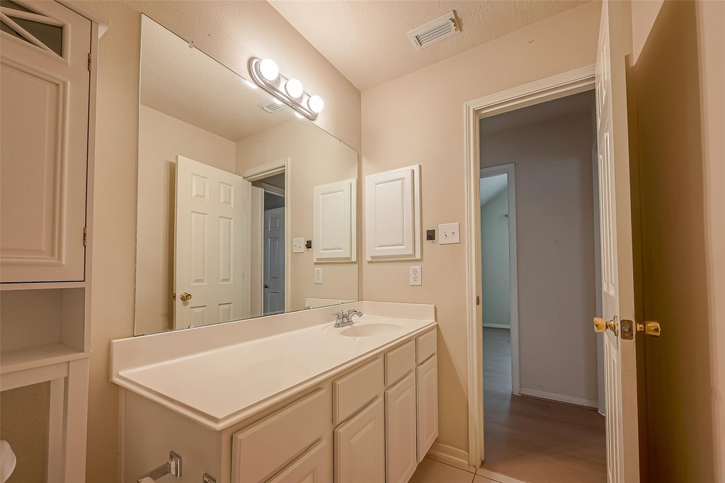 18635 Cypress Lake Village Drive - Photo 29
