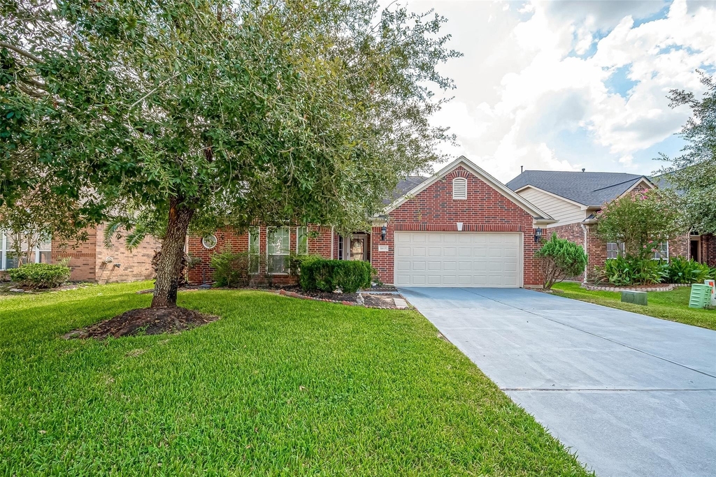 18635 Cypress Lake Village Drive - Photo 0
