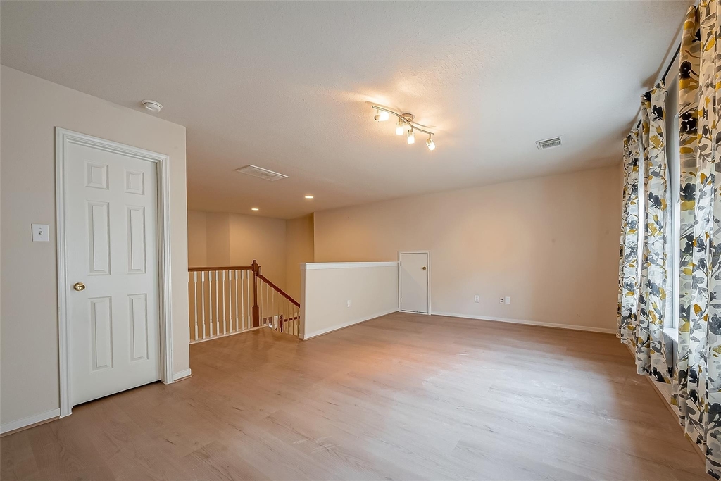 18635 Cypress Lake Village Drive - Photo 30