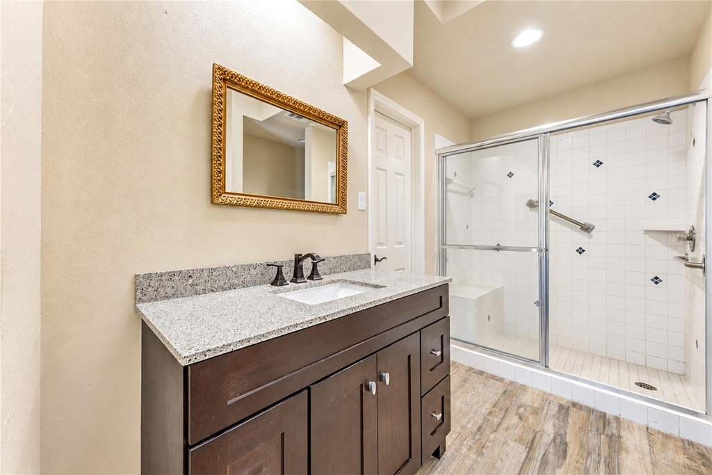 1516 Beaconshire Road - Photo 18