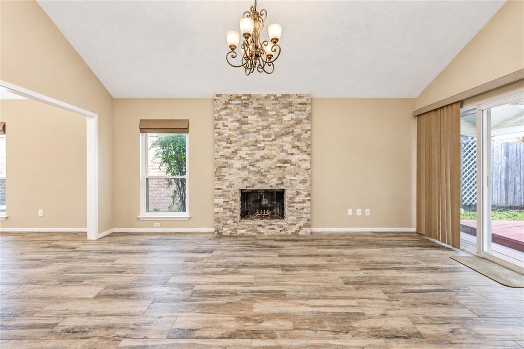 1516 Beaconshire Road - Photo 5
