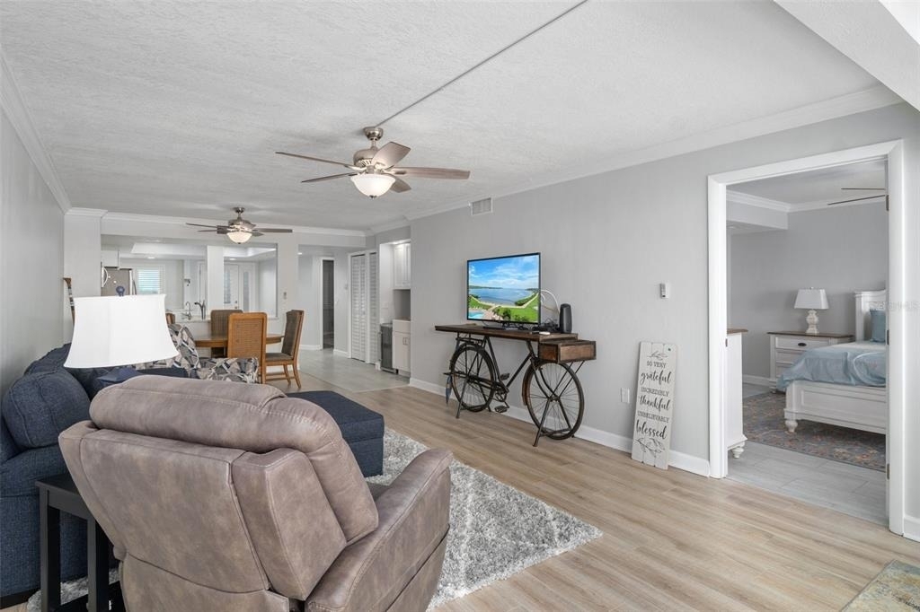 4650 Bay Boulevard - Photo 8