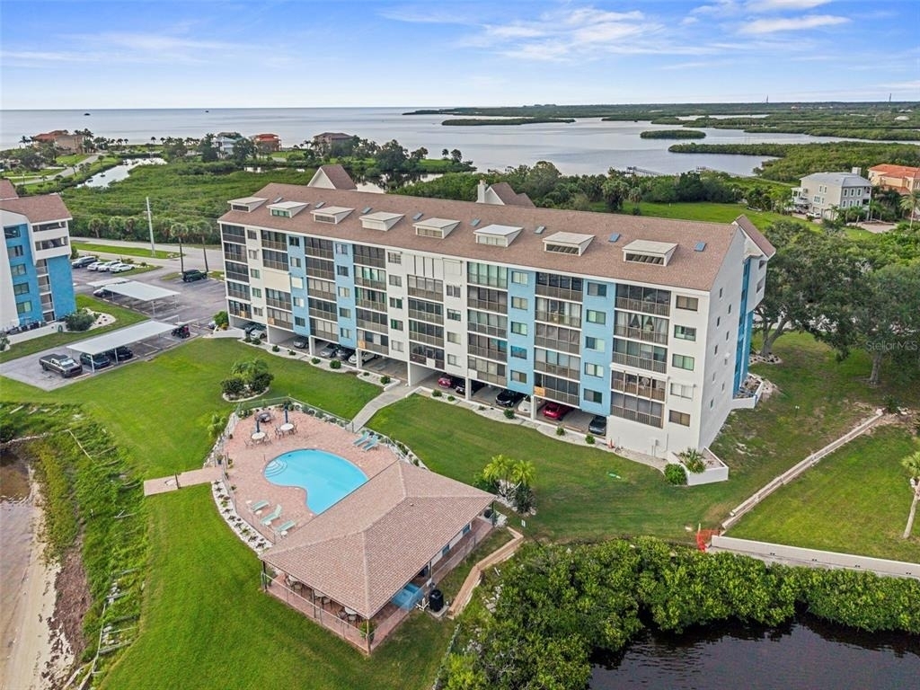 4650 Bay Boulevard - Photo 2