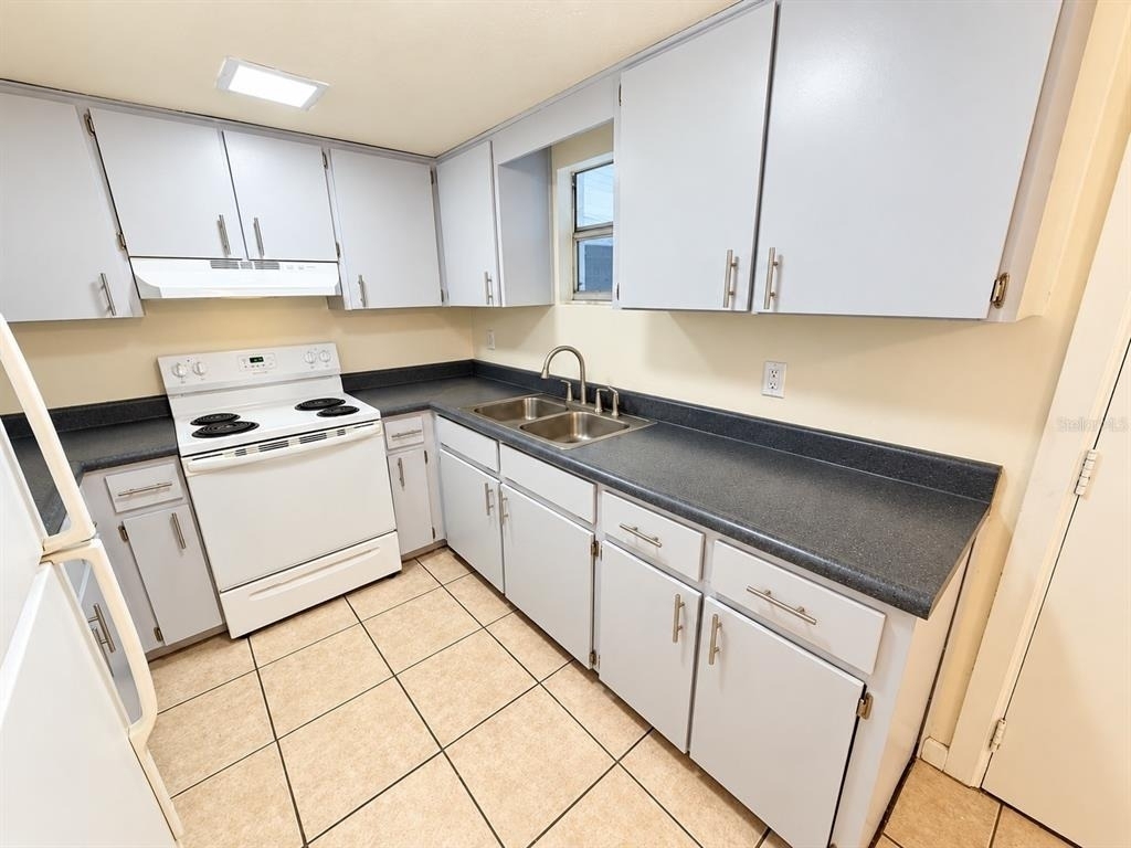 904 Two House Lane - Photo 2