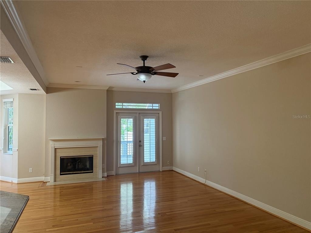 2855 Bayshore Trails Drive - Photo 3