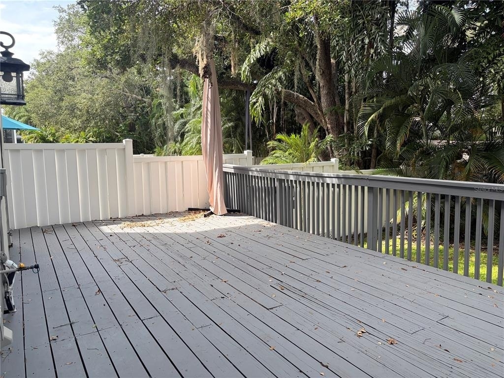 2855 Bayshore Trails Drive - Photo 7