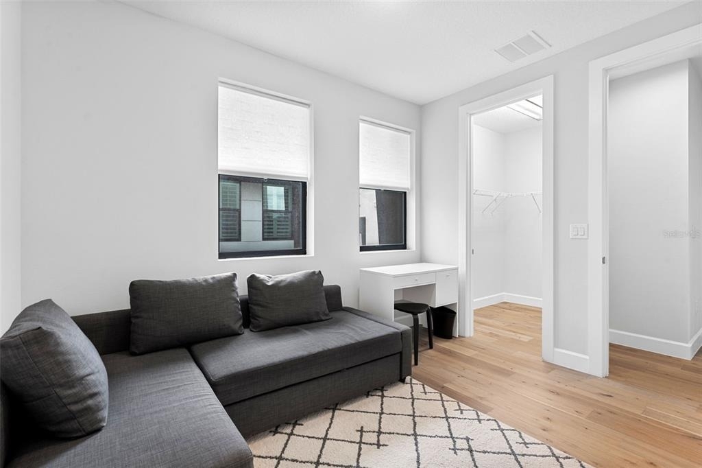 1332 W Gray Street - Photo 22