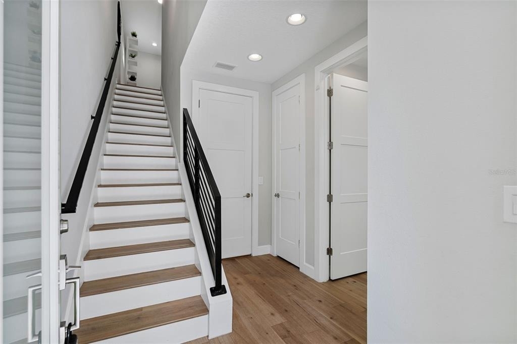 1332 W Gray Street - Photo 4