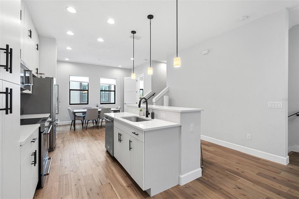 1332 W Gray Street - Photo 11