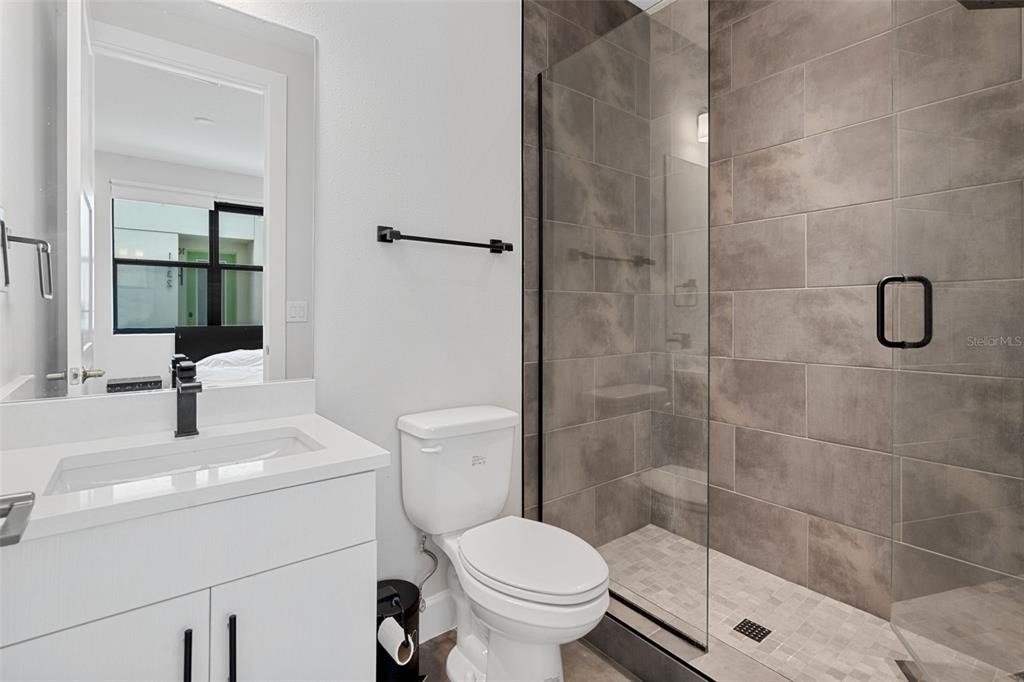 1332 W Gray Street - Photo 6