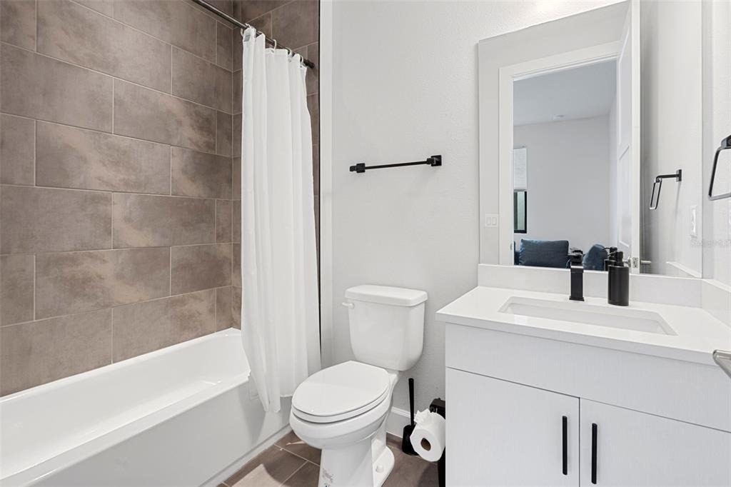 1332 W Gray Street - Photo 23
