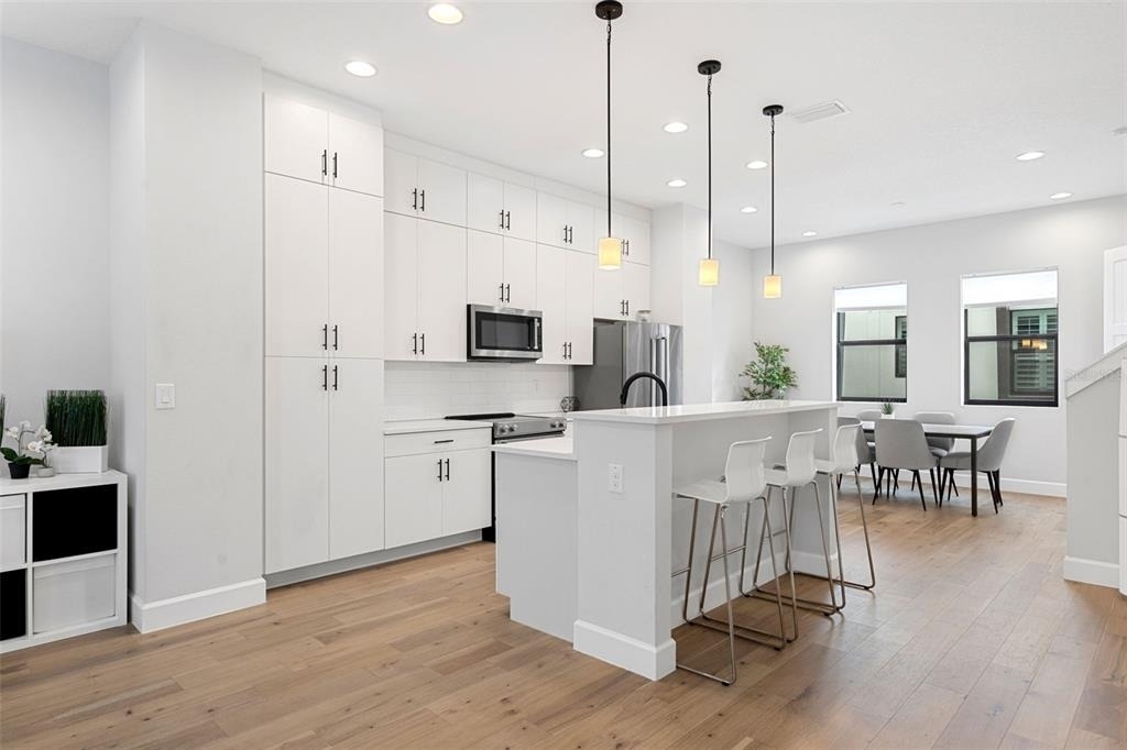 1332 W Gray Street - Photo 10