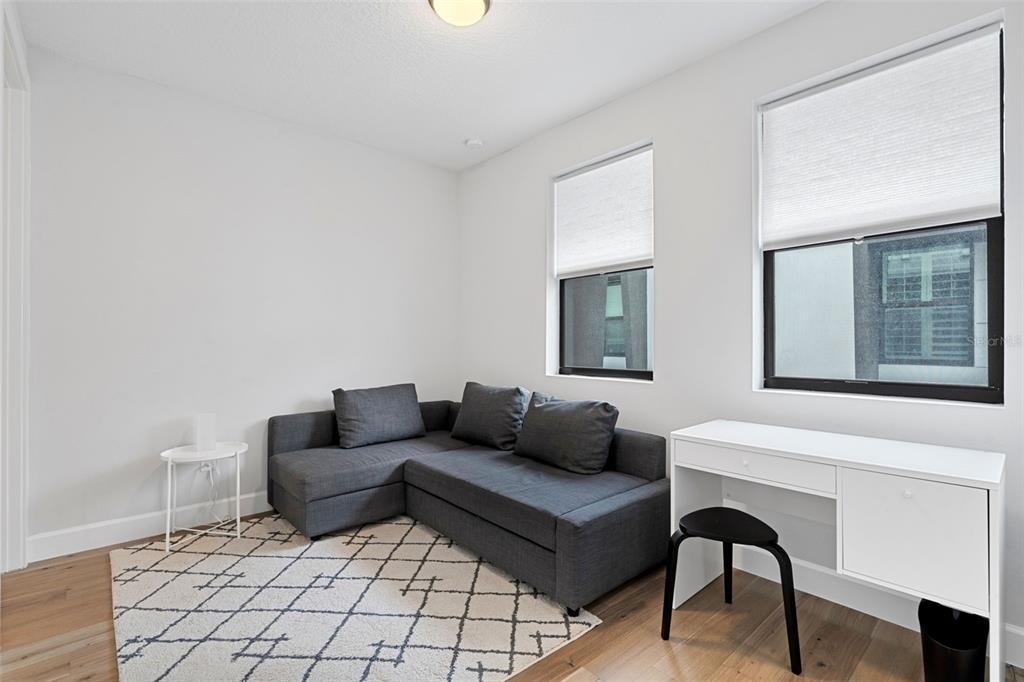 1332 W Gray Street - Photo 21