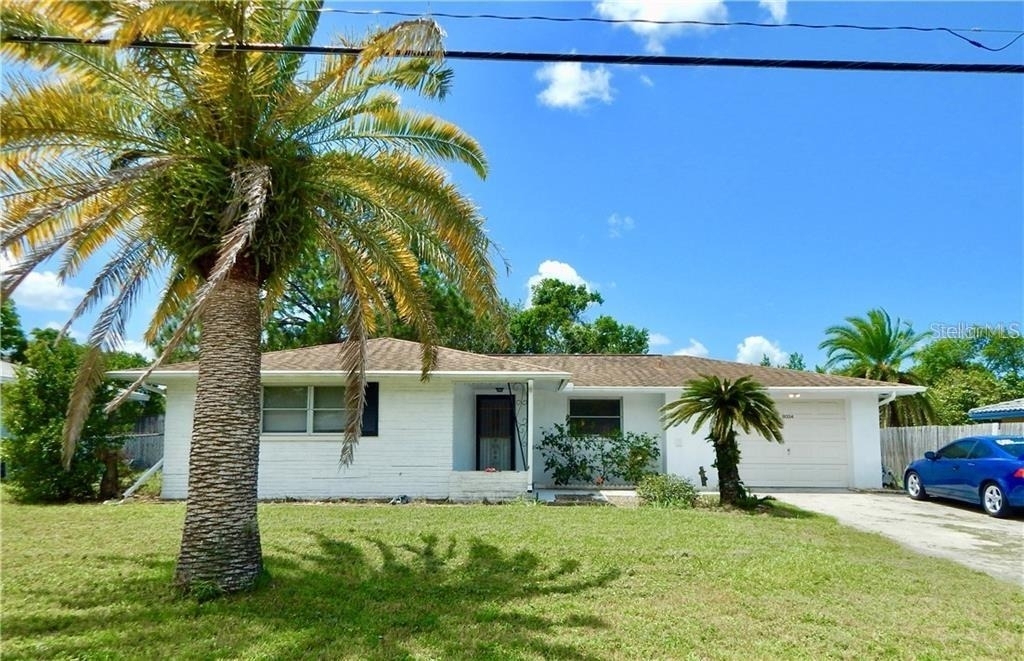 8034 Jasmine Boulevard - Photo 0